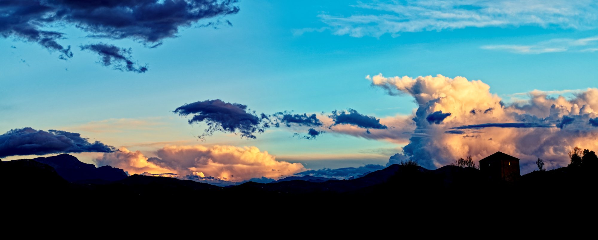 Paestum Sunset Panorama.jpeg