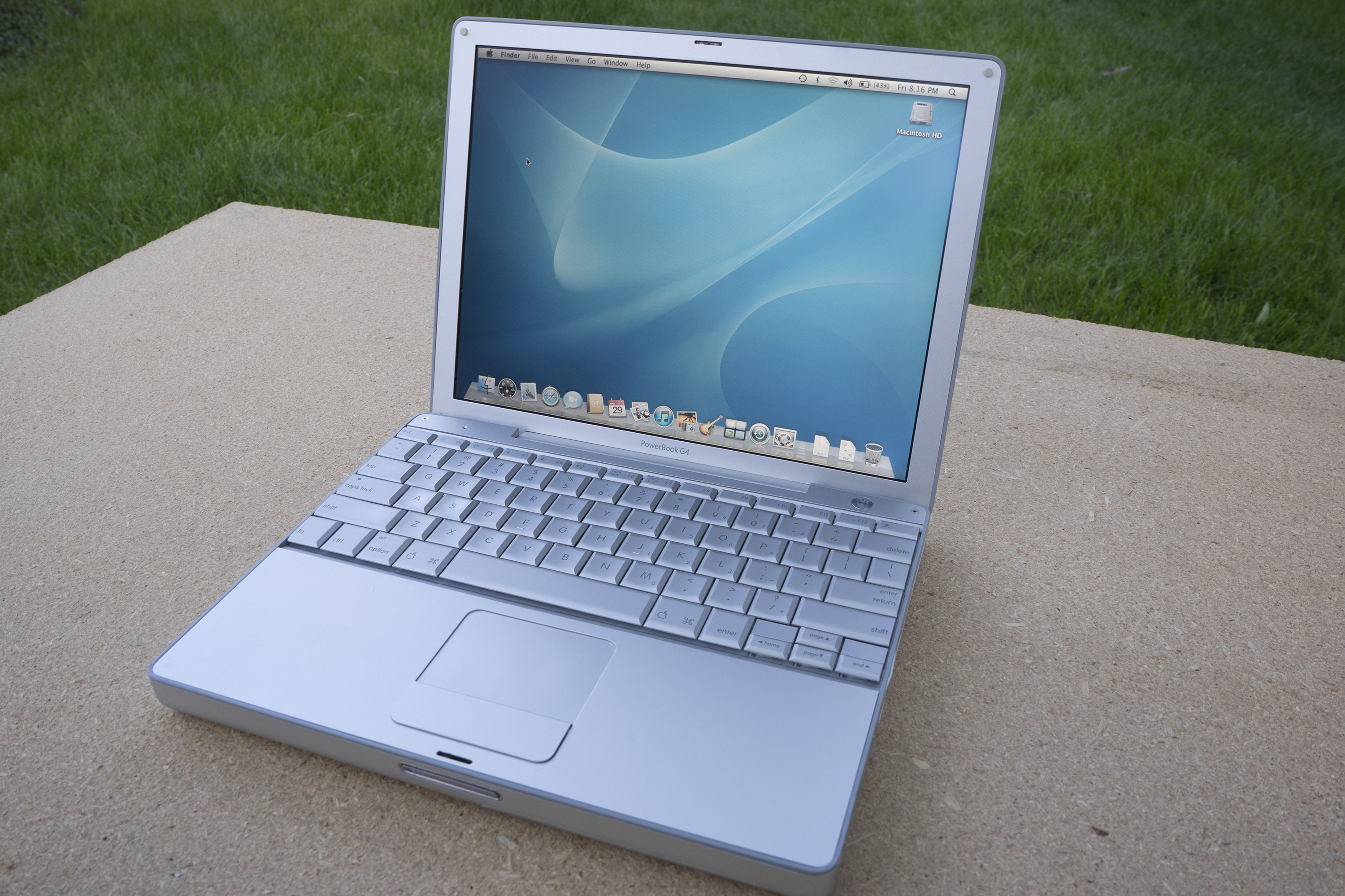 PowerBook G4 12.jpg