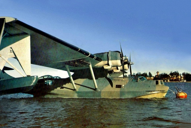 RAAF_Consolidated_Catalina_A24_7_PBY_5_moored_Rose_Bay_NSW_41_sized.jpeg