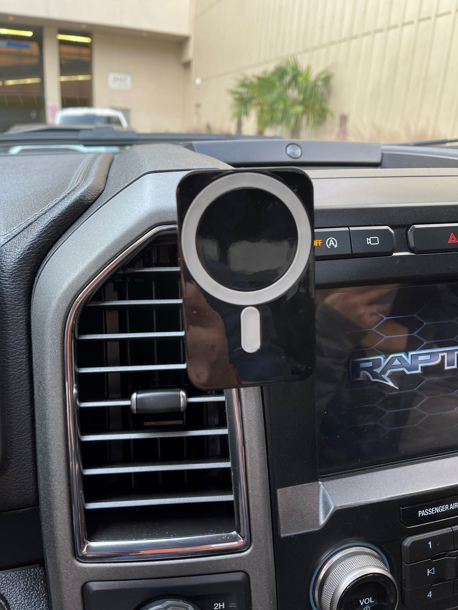 raptor mag mount.jpg