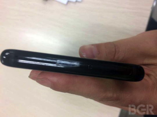 Samsung-Galaxy-S8-Leak-ATT-03-540x405.jpg