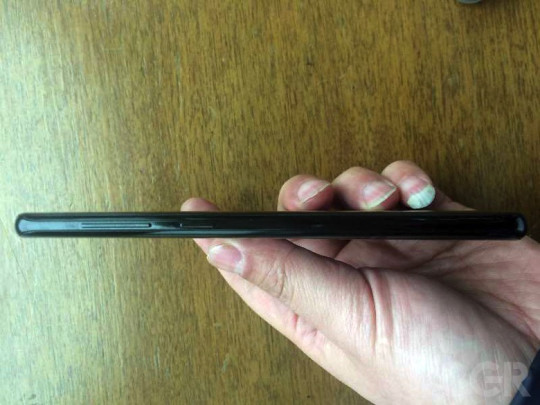 Samsung-Galaxy-S8-Leak-ATT-04-540x405.jpg