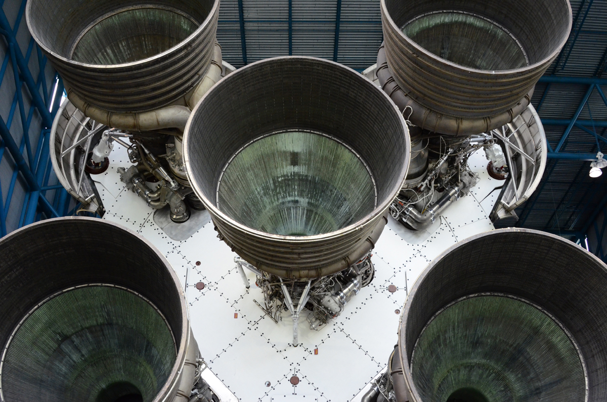 Saturn V 01 resize.jpg