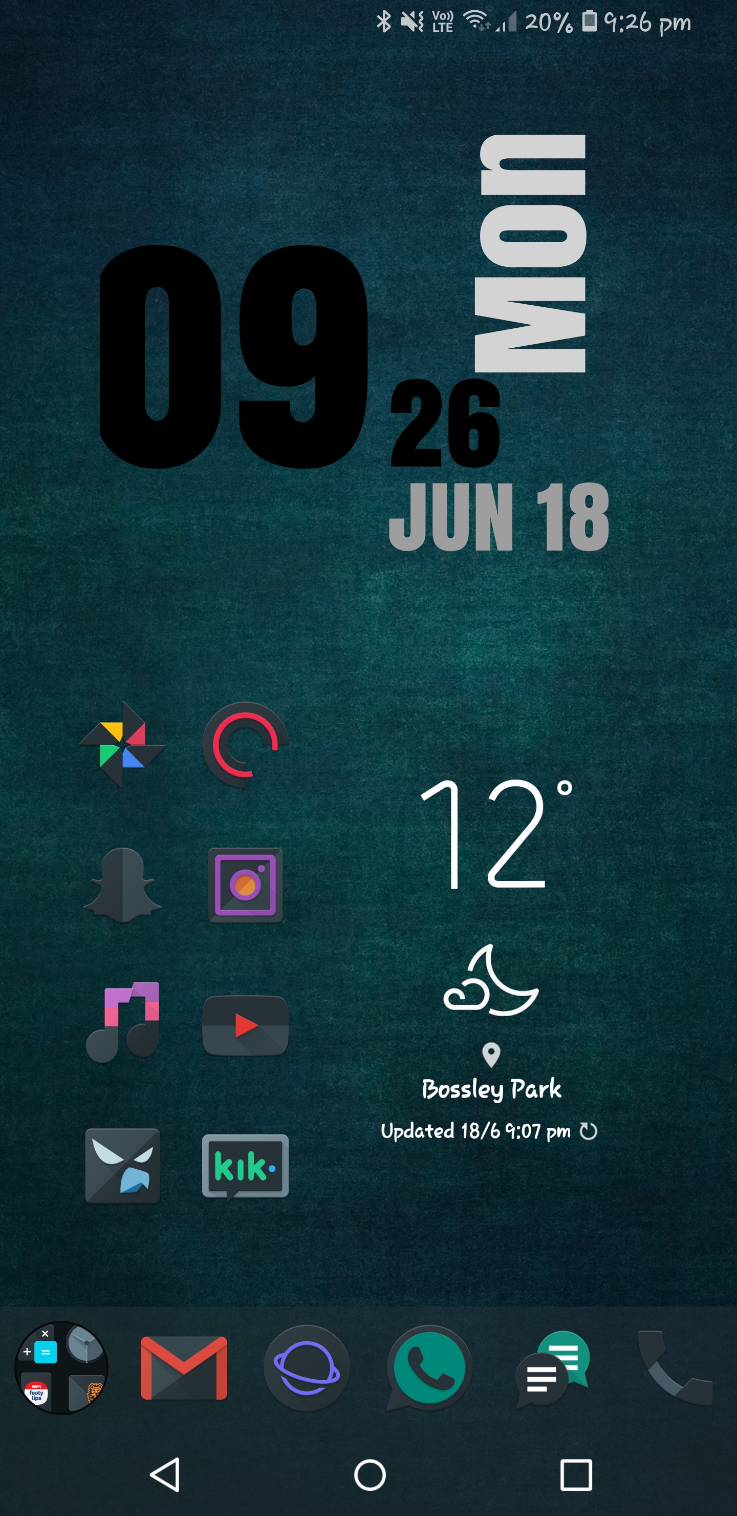 Screenshot_20180618-212621_Nova Launcher.jpg