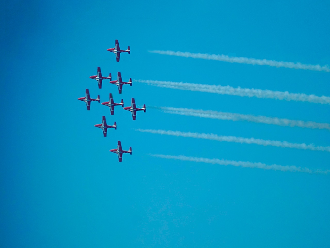 Snowbirds acrobatic.jpg