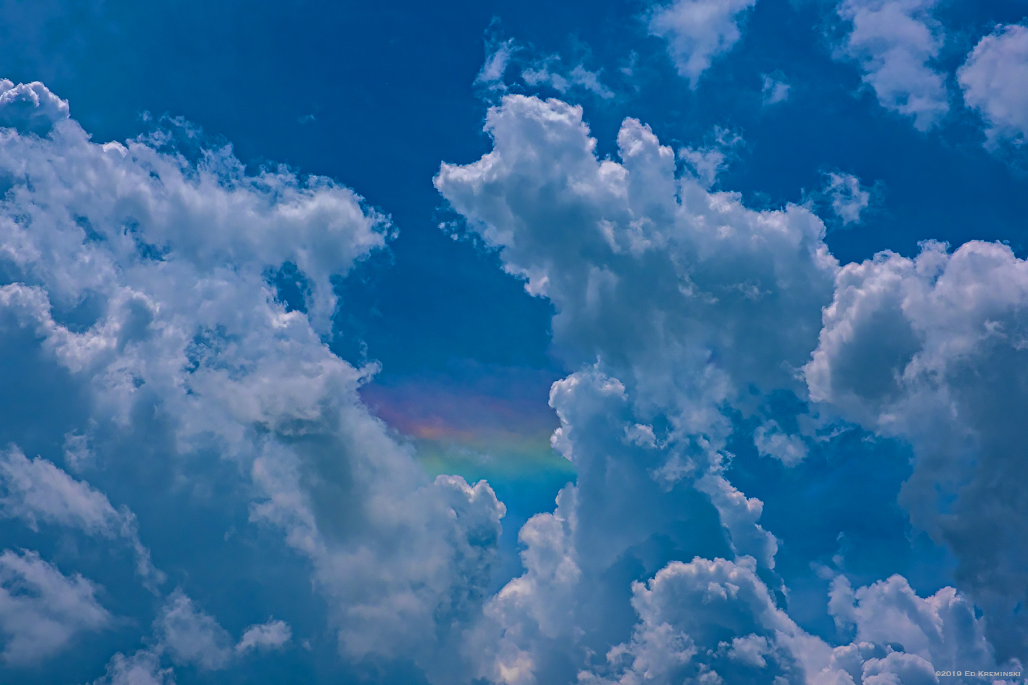 SummerSkyCZArcCumulusClouds.jpg