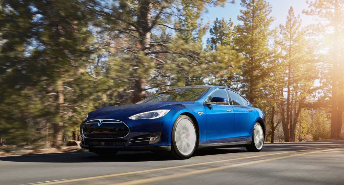 Tesla-Model-S-70D-new-color-Ocean-Blue.jpg