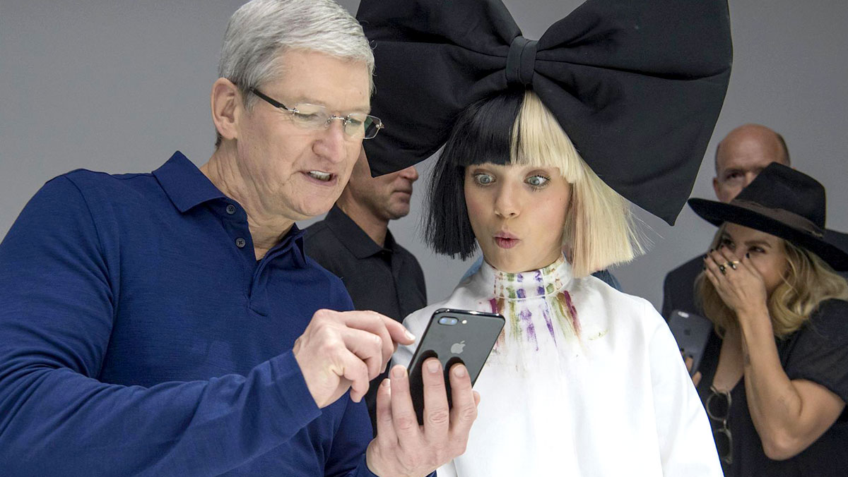 tim cook fashion.jpg