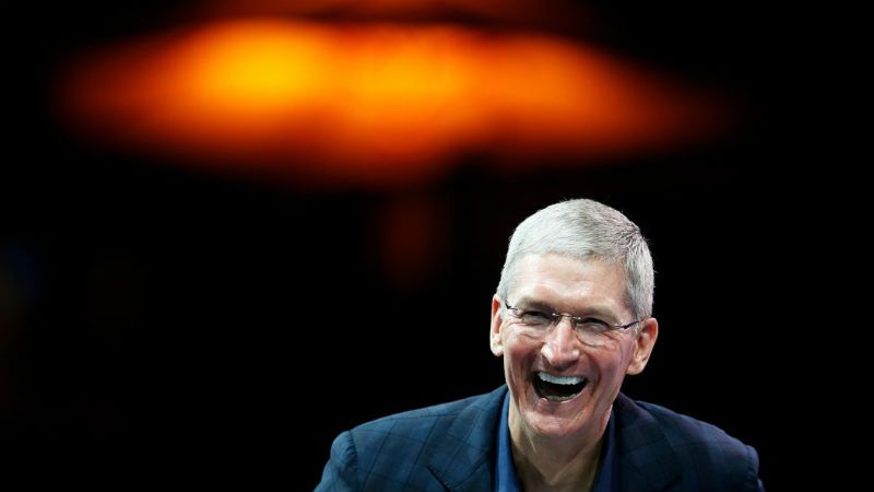 tim-cook-laughing.jpg