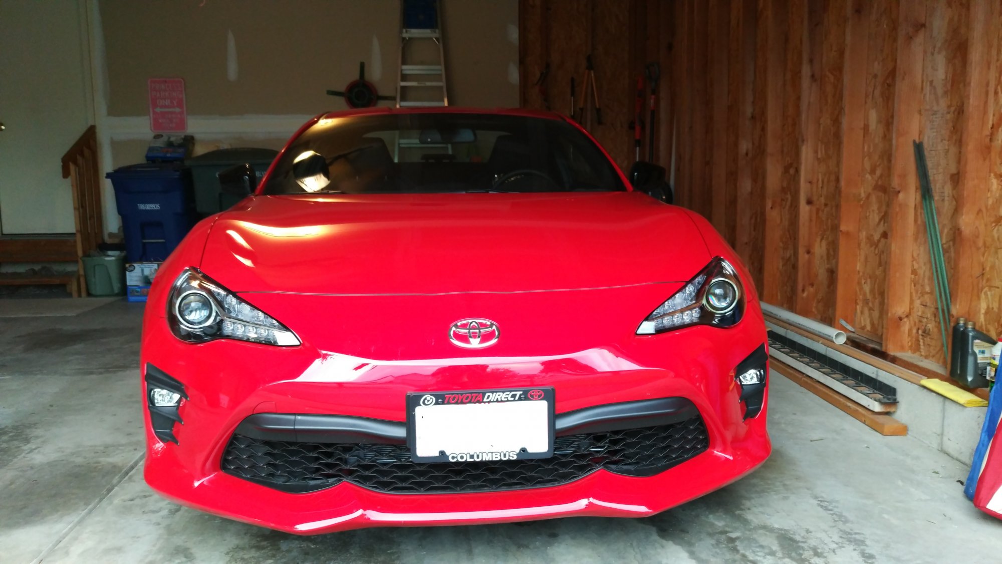 Toyota 86 - My car - Front view in garage.jpg