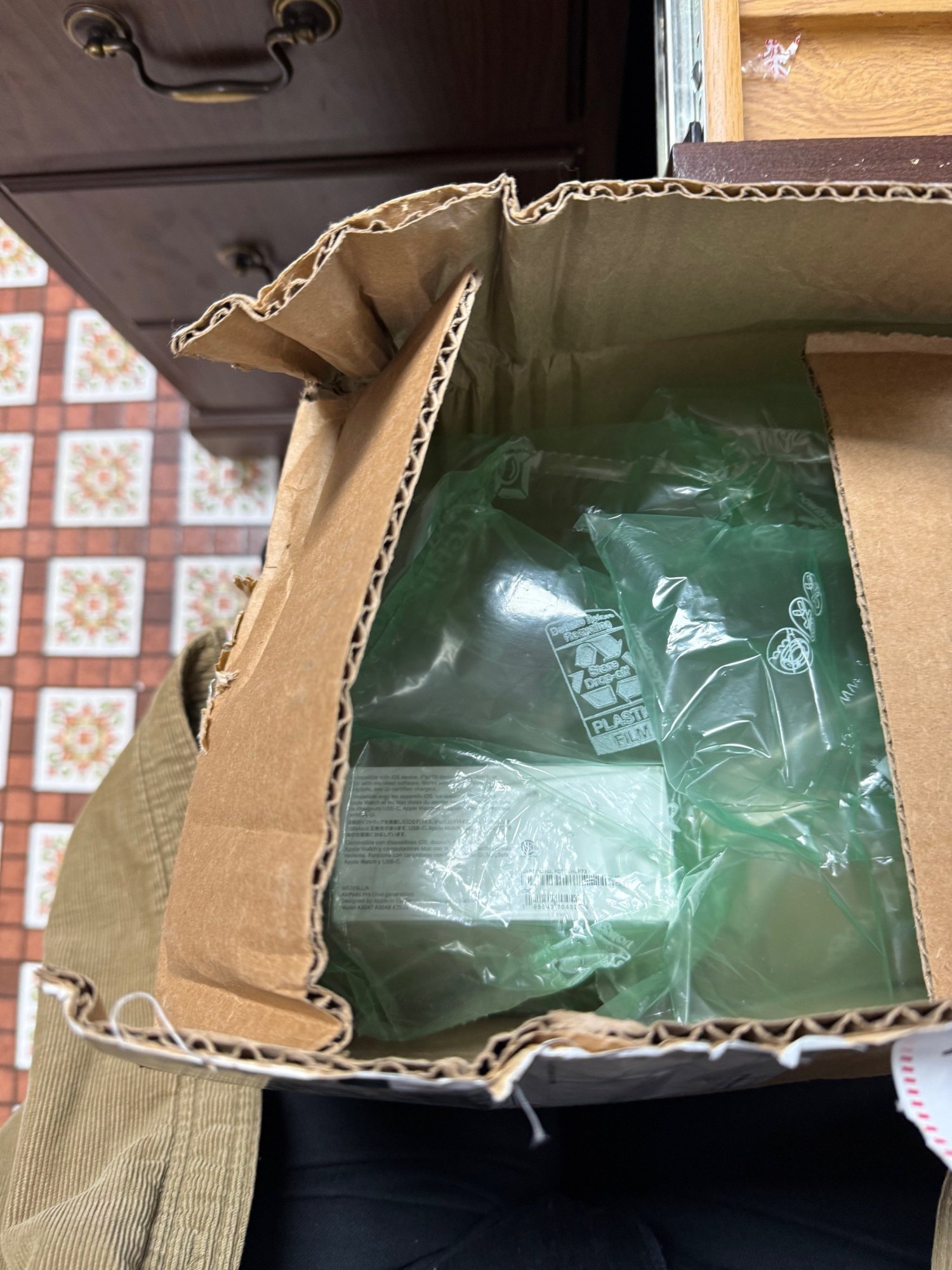 UPS.jpg