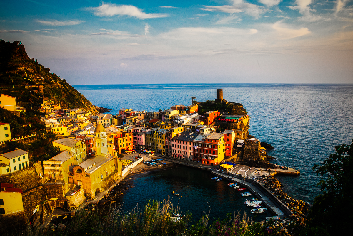 Vernazza Sunset_063_2018_05_06_4379_AuroraHDR2018-edit.jpg