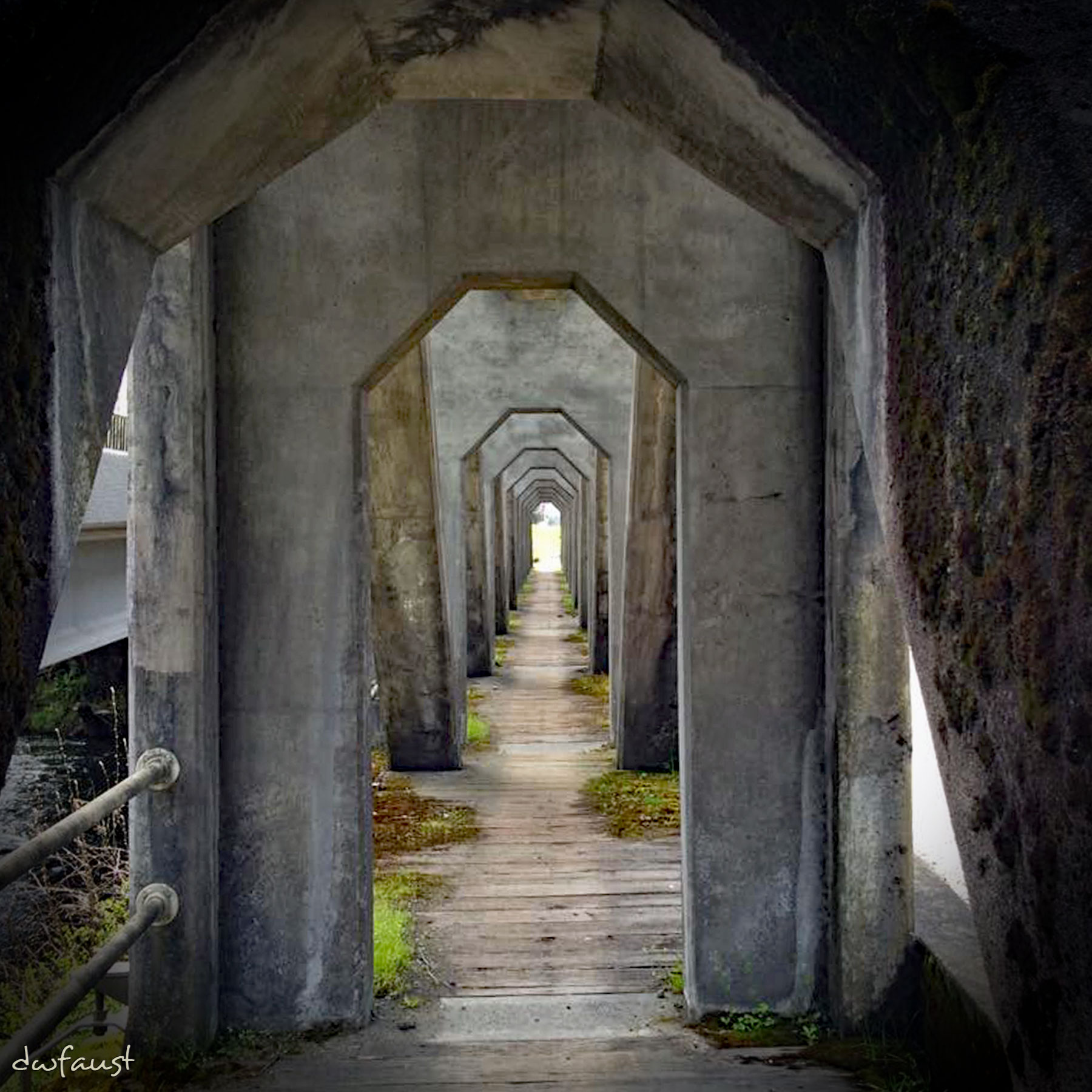 walkway-arches.jpg