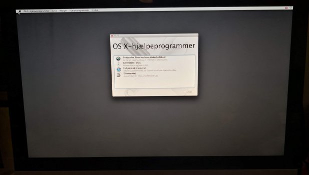 Imac boot up screen.jpg