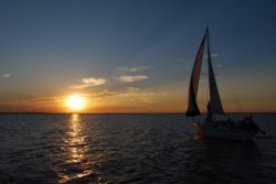 sailboat4xk2.jpg