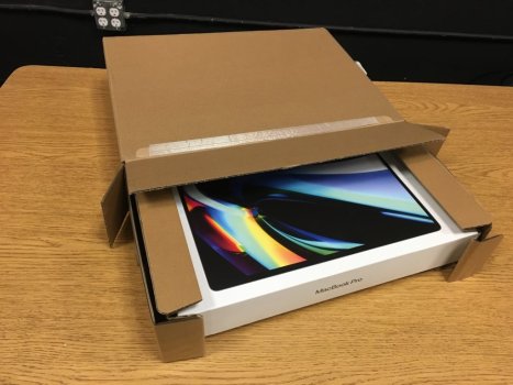 3-laptop-outer-box-1024x768.jpg