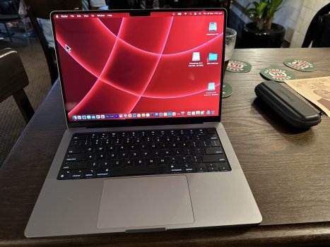 macbook pro.jpg