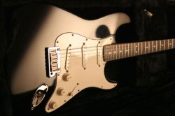 Strat-01.jpg