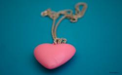 heart necklace.png