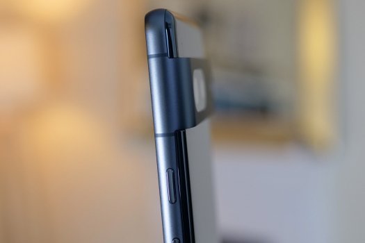 Pixel-7-Pro-Side-Module.jpg
