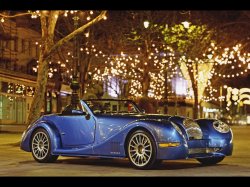 Morgan-Aero-8-City-Night-1600x1200.jpg