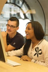 Alexandra-Burke-at-Apple-Store-535.jpg