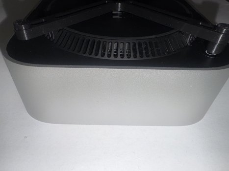 Mac_Mini_M4_Push_Button_Plastic_Stand_Received_04.jpg