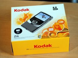 001-kodak-zi6-unboxing_medium.jpg