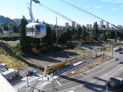 Portland_Streetcar_707_17_tram_overhead.JPG