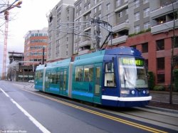 portland_streetcar_with_tower_crane.jpg