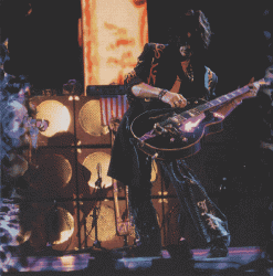 Joe_Gibson_amps.gif