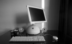 iMac G4 setup.jpg