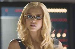 the_10_hottest_female_celebrities_wearing_glasses_20090611_1552673746.jpg