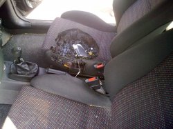 iphone-burns-seat-iphoneclub-nl.jpg