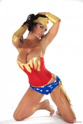 wonderwoman23-450x671.jpg