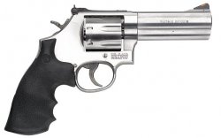 S&W686plus.jpg