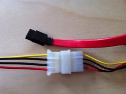 Molex + sata.JPG