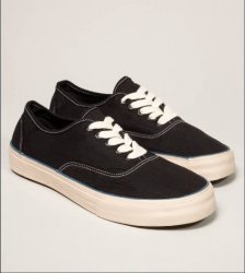 AE Black Lowtop Sneakers.JPG