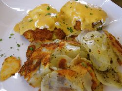 crab cakes benedict.jpg