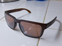 Oakley Holbrook-0424-20120101.jpg