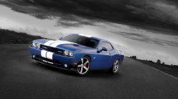 2011-dodge-challenger-srt8-392_4516_1920x1080_wallpapercollection.net.jpg