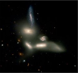 h_hubble_dance_02,0.jpg