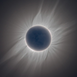 Total_Solar_Eclipse-2048.png