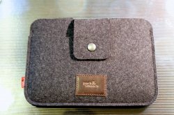 pack & smooch iPad mini 5.jpg