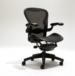 CF1713 Aeron.jpg