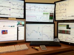 Trading Desk2.jpg