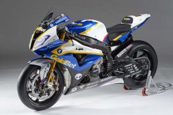 2013-bmw-s1000rr-goldbet-wsbk-team-20.jpg