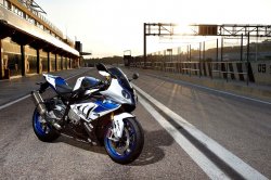 2013-bmw-s1000rr-hp4-already-selling-in-the-uk-53135_1.jpg