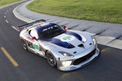 05084852-photo-salon-new-york-2012-srt-viper-gts-r.jpg