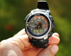 casio-pathfinder-paw-5000-1.jpg